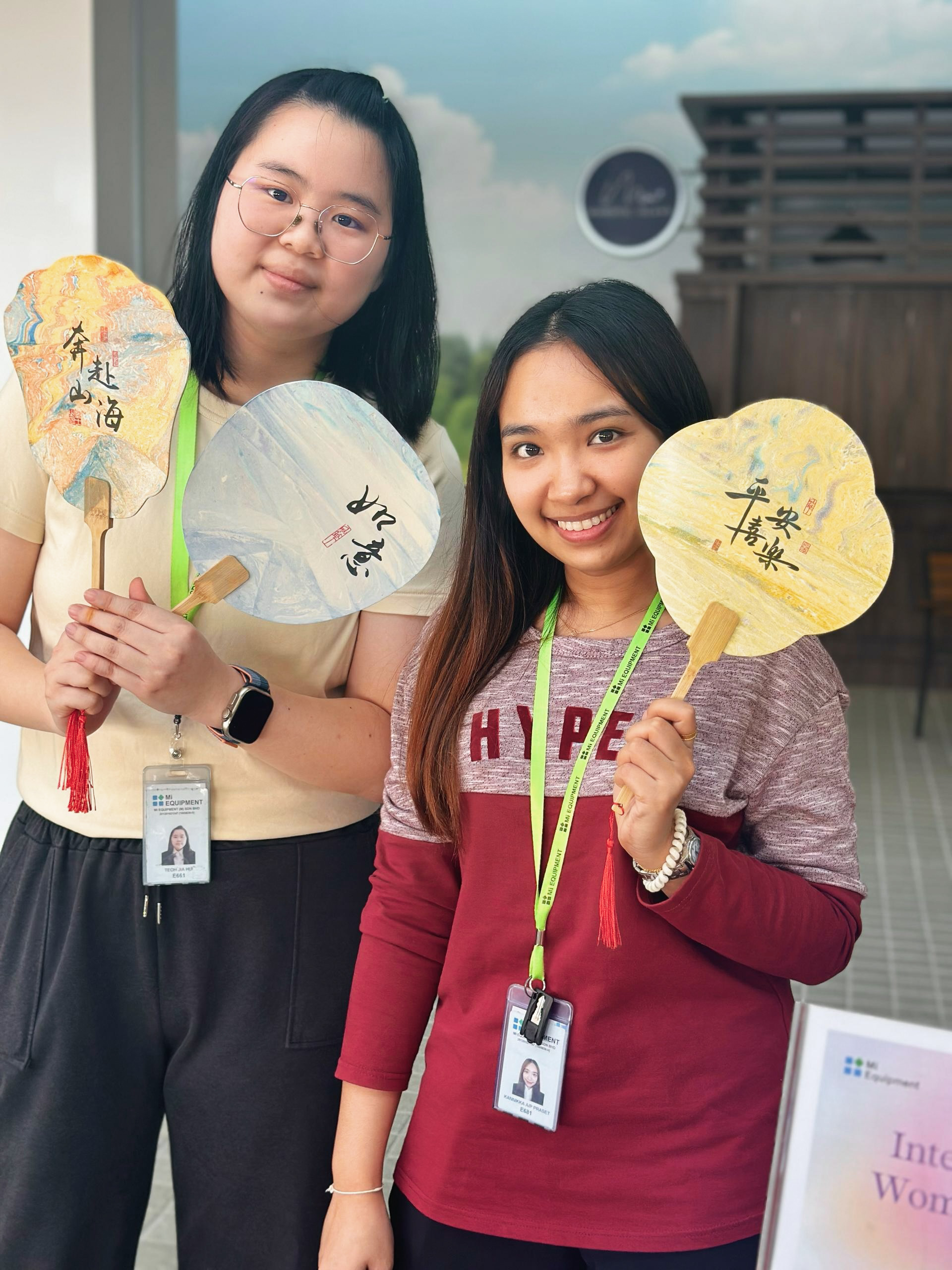 Women's Day Lacquer Fan Workshop